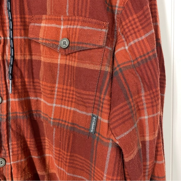 Columbia Men's Plaid Hooded Flannel Shirt - Picture 4 of 10